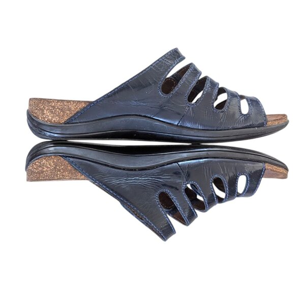Dansko Deep Blue Patent Sandals - Size 36 - Picture 12 of 14